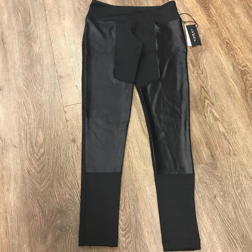 Koral Activewear Approximate Mid Rise Leggings Med